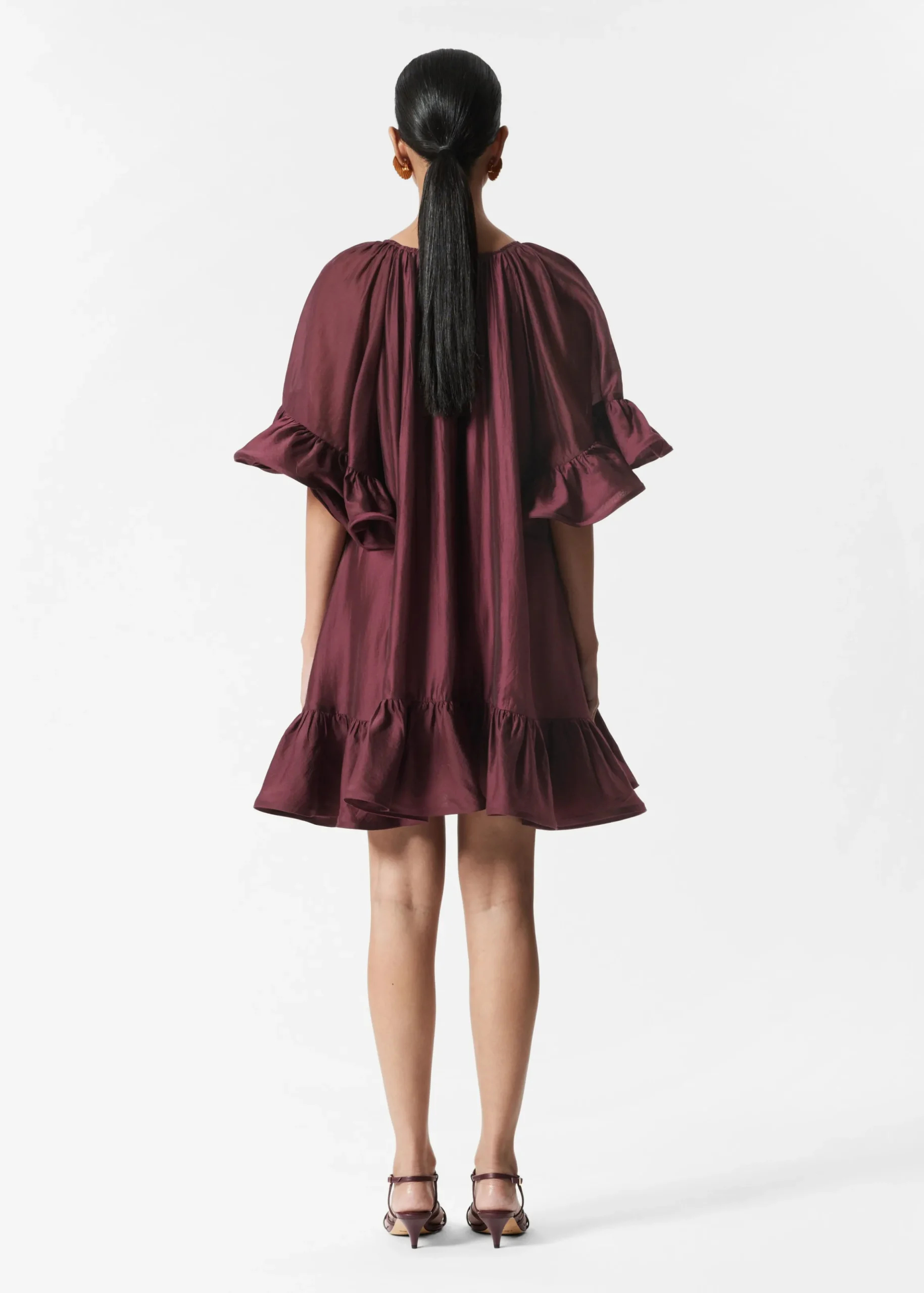 Minikleid mit Rüschen