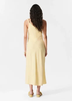 One-Shoulder-Midikleid