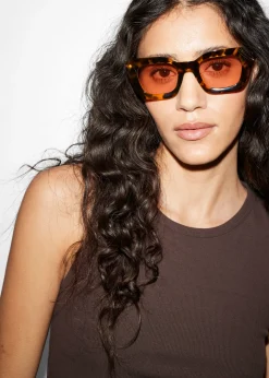 Rechteckige Sonnenbrille aus Acetat