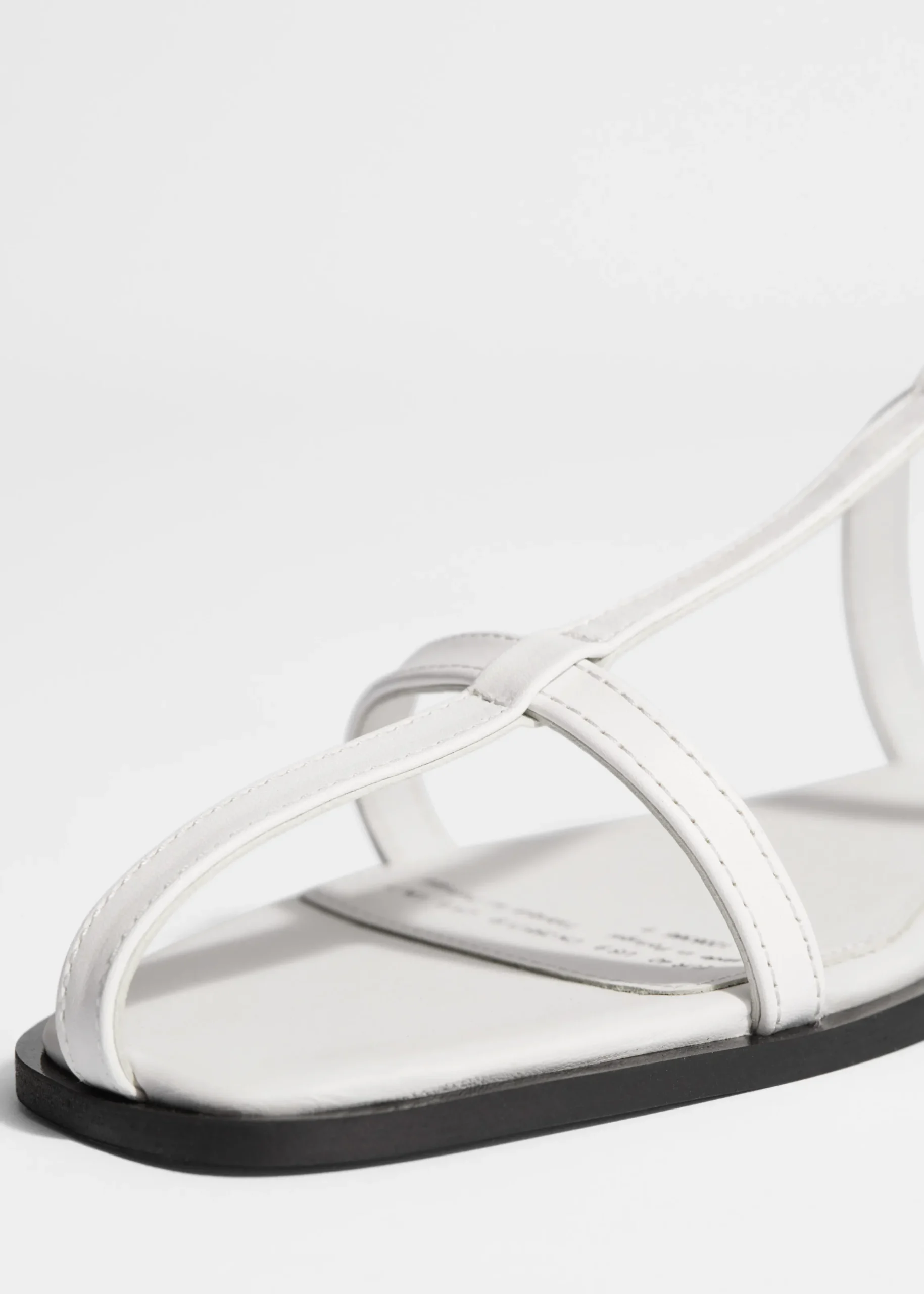 Sandalen mit Lederriemen