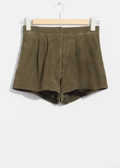 Shorts aus Veloursleder