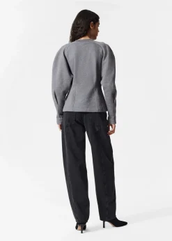 Skulpturaler Pullover