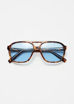 Sonnenbrille mit Pilotenrahmen