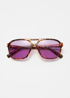 Sonnenbrille mit Pilotenrahmen