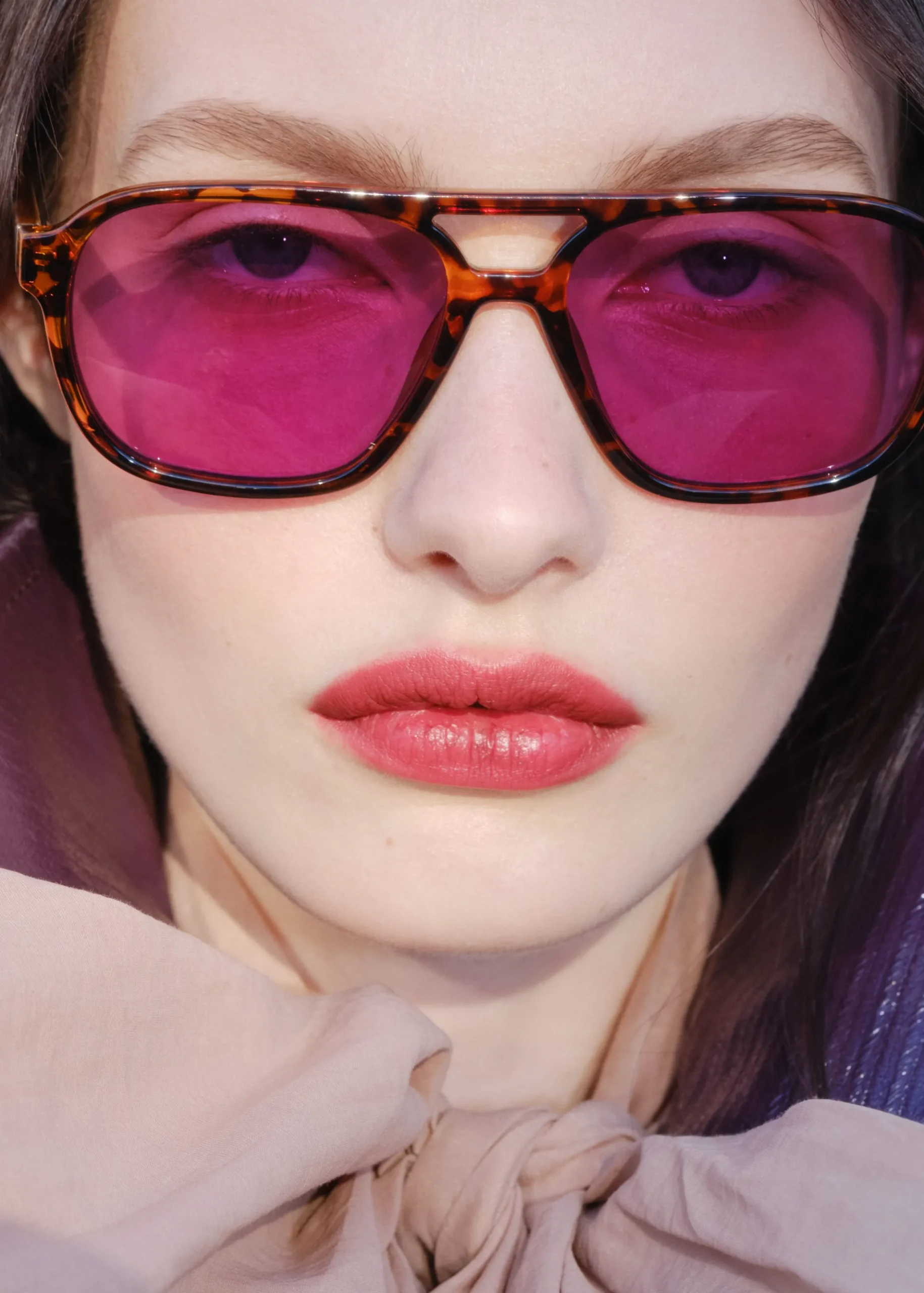 Sonnenbrille mit Pilotenrahmen