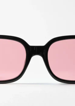 Sonnenbrille mit rechteckigem Rahmen