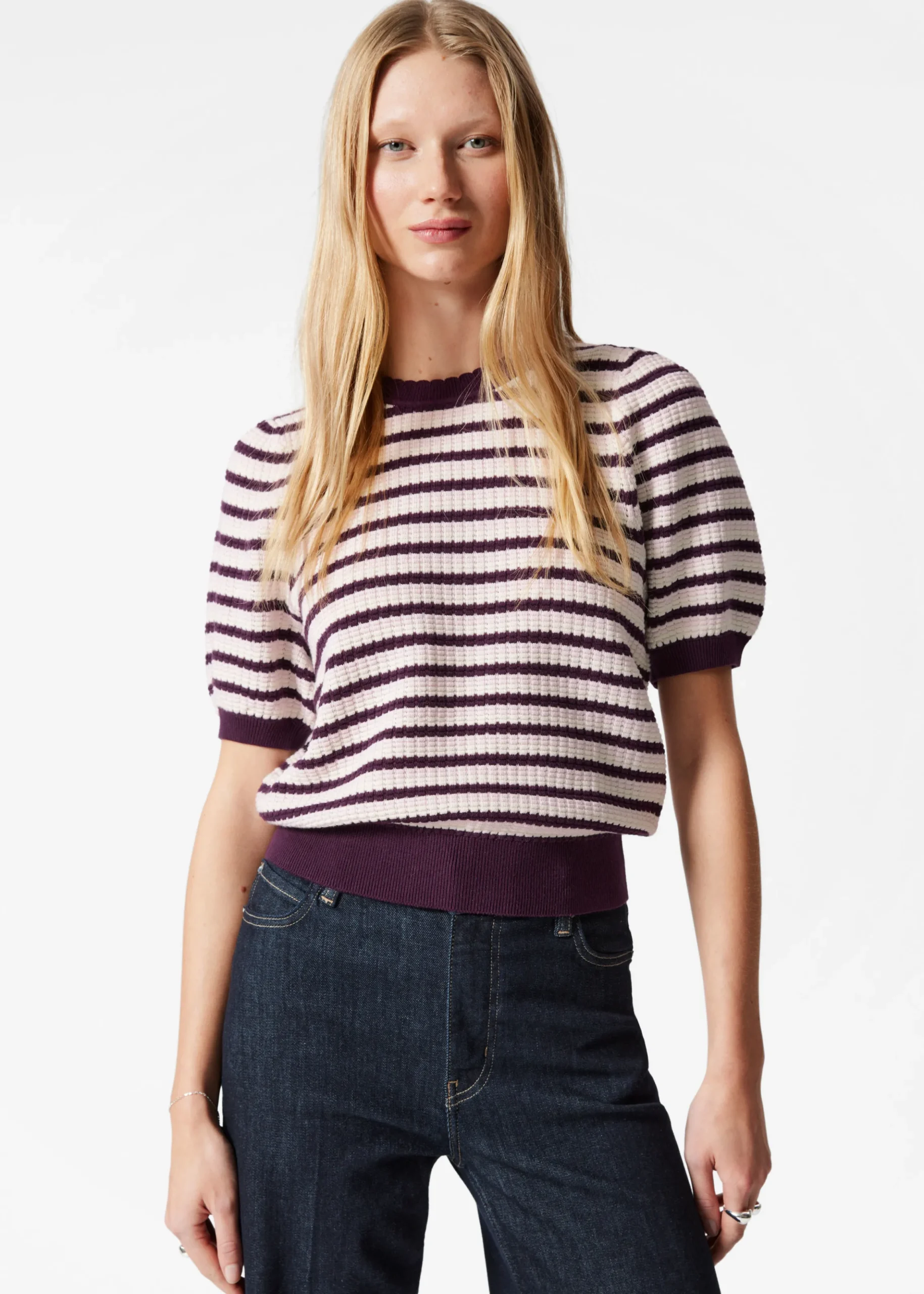 Strickoberteil mit Wellenkante