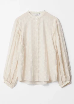 Strukturierte Bluse mit voluminösen Ärmeln