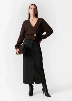 Taillierte Strickjacke in Wickeloptik