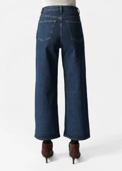 Verkürzte Jeans mit weitem Bein
