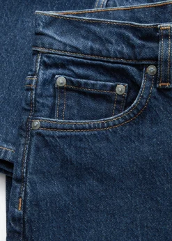 Verkürzte Jeans mit weitem Bein