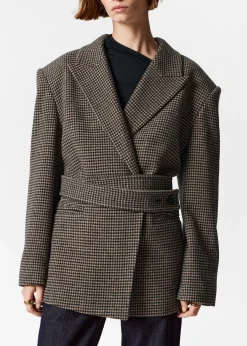 Wollblazer mit Gürtel
